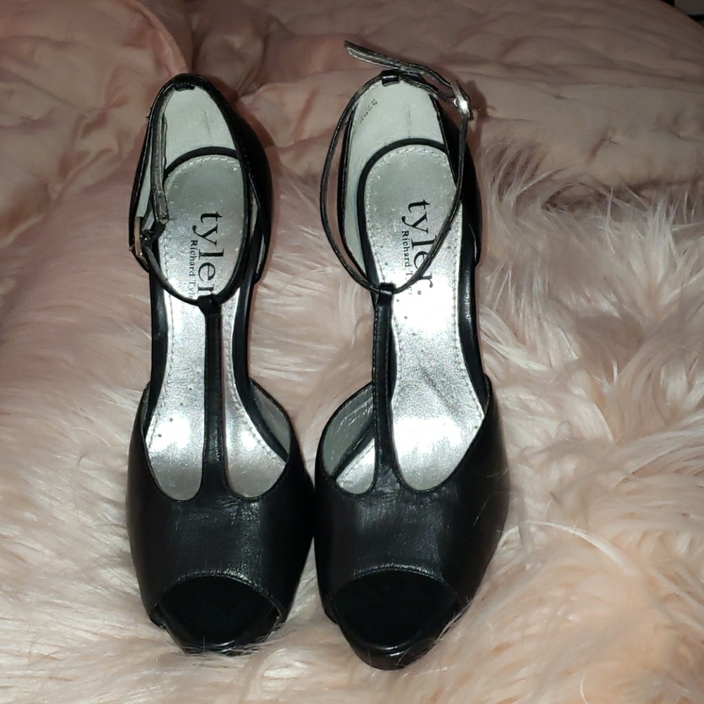 Tyler Richard Wickend shoes